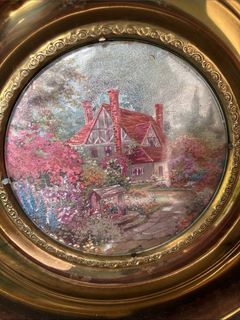 Vintage Solid Brass Framed Cottage Garden Scene Plate - Pink & Green - Picture 2 of 4